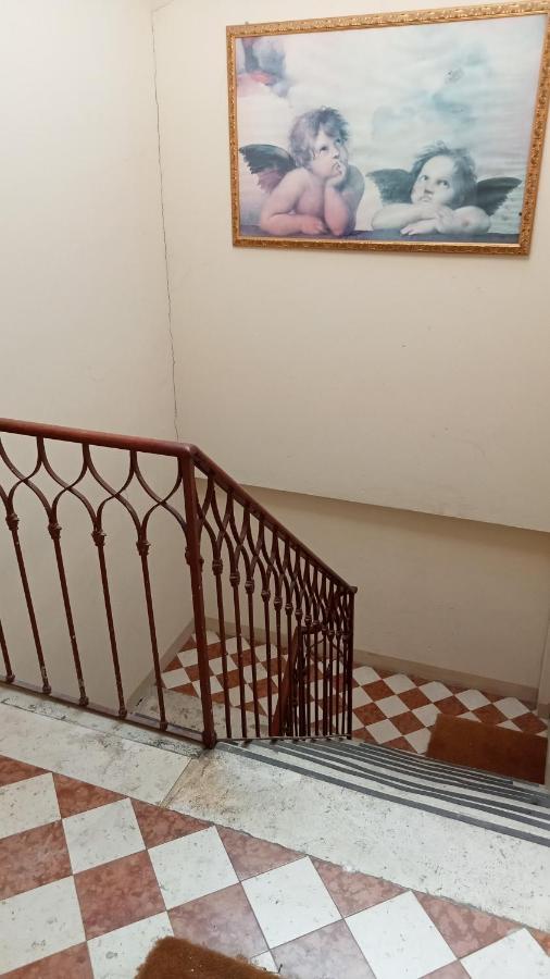 Two Steps From Rialto Bridge Hotel Veneţia Exterior foto